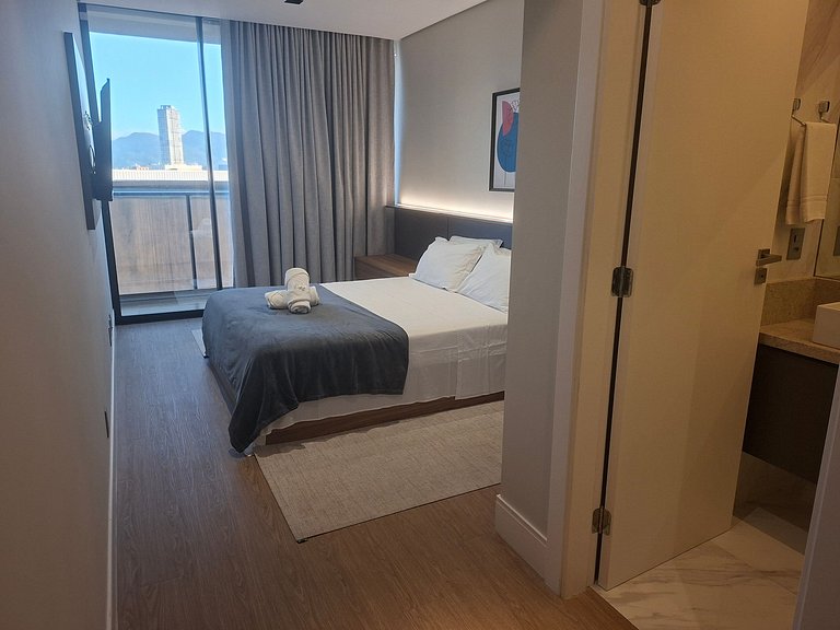 Apto en Cond. c/ Piscina en Barrio Estados TSO0314