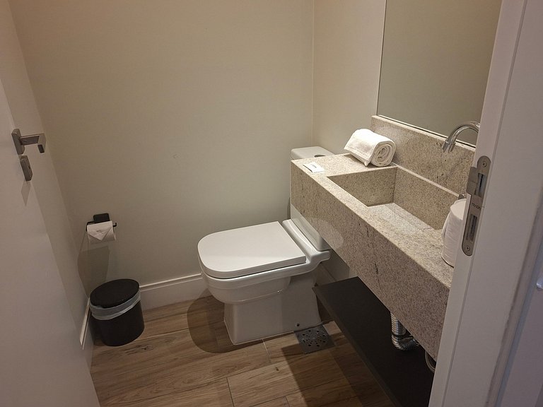 Apto en Cond. c/ Piscina en Barrio Estados TSO0314