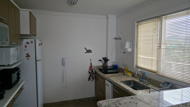 Apto en cond. con parri. en Capivari LVR0017