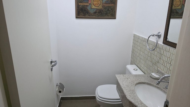 Apto em cond. c/ churrasq. no Capivari LVR0017