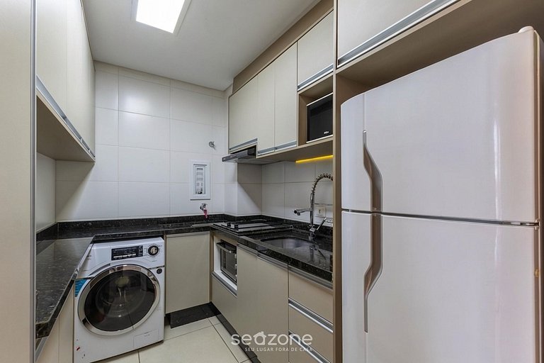 Studio c/ churrasq. privativa no Centro JCI0126