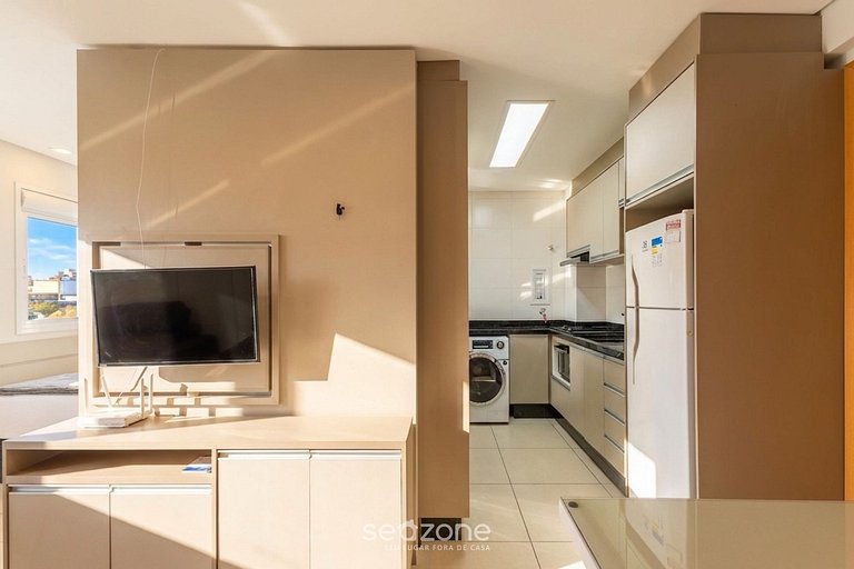 Studio c/ churrasq. privativa no Centro JCI0126