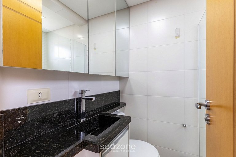 Studio c/ churrasq. privativa no Centro JCI0126