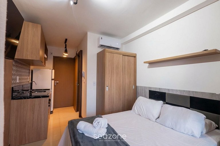 Studio em Cond. c/ Pisc. vista lateral mar JDN0216