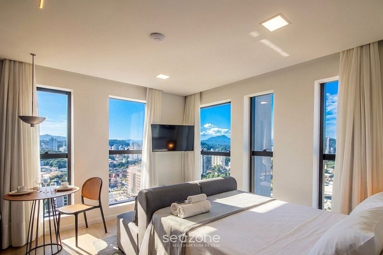 Studio em Cond. c/ Piscina em Blumenau PIN1901