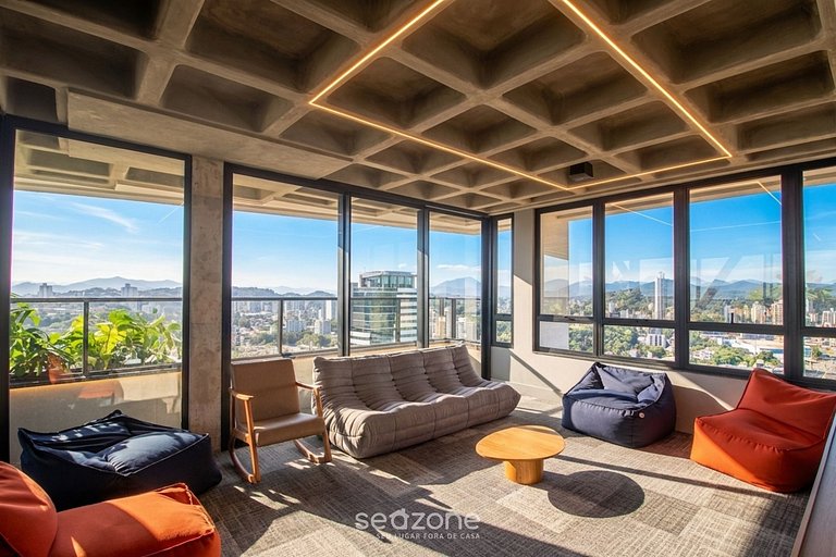 Studio em Cond. c/ Piscina no Bairro Velha PIN1903