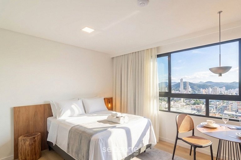 Estúdio em Cond. c/ Piscina em Blumenau PIN1909