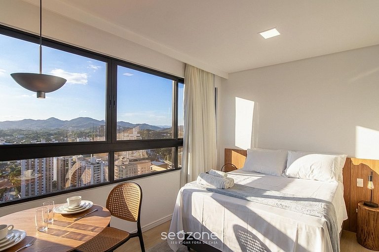 Studio em Cond. c/ Piscina no Bairro Velha PIN1903