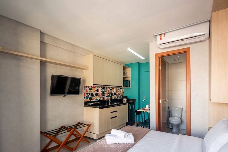 Studio en Cond. con Piscina en Barra BPM0102