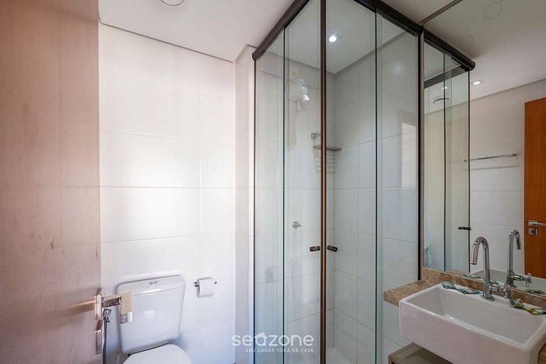 Conforto em Cond. c/ Piscina na Barra BPM0102