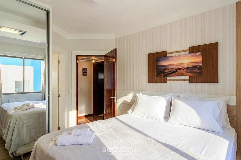 Apto em cond. c/ vista p/ Mar na Barra Sul MDA0501