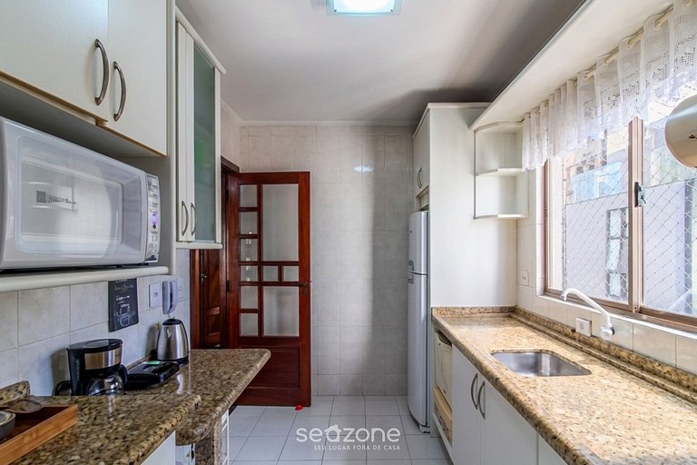 Apto em cond. c/ vista p/ Mar na Barra Sul MDA0501