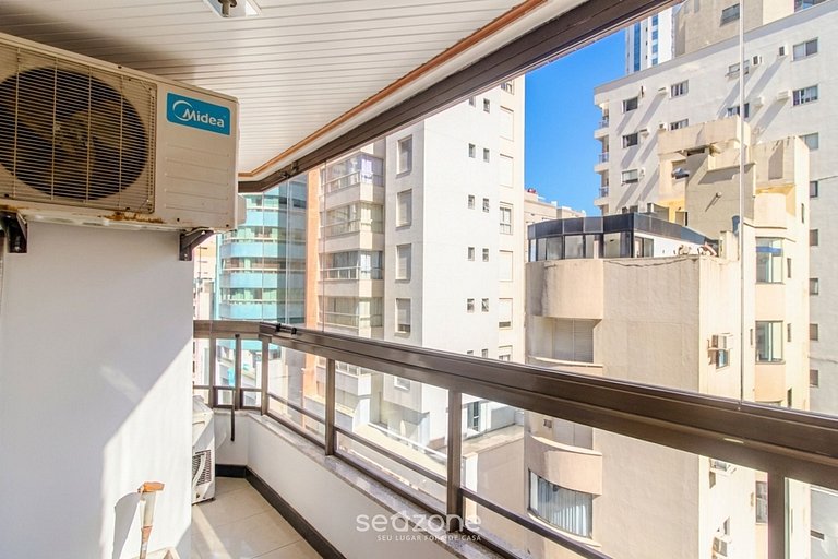 Apto em cond. c/ vista p/ Mar na Barra Sul MDA0501