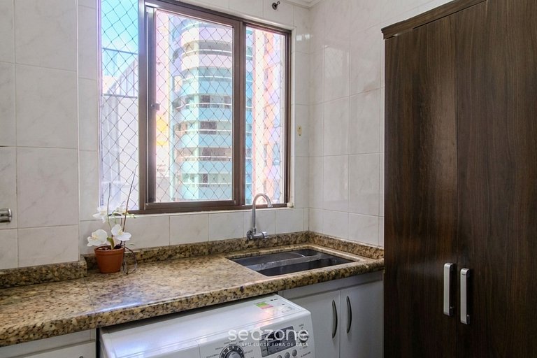 Apto em cond. c/ vista p/ Mar na Barra Sul MDA0501