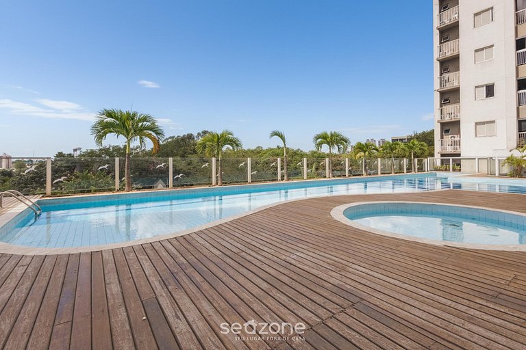 Condomínio c/ Piscina em localização privilegiada em Jardim