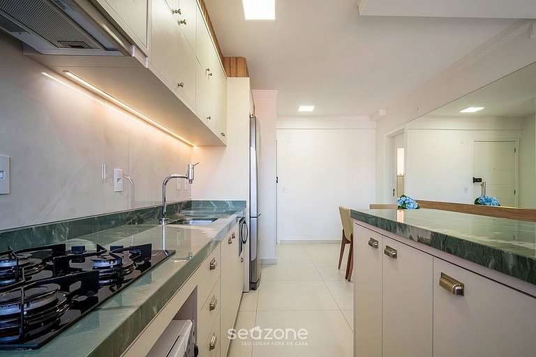 Apto en Cond. c/ Piscina en Ingleses ALV0203