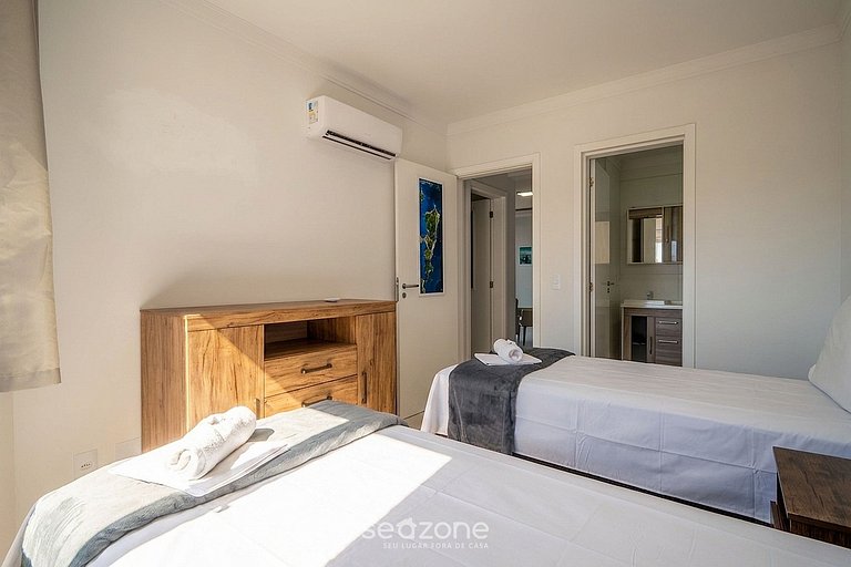 Apto en Cond. c/ Piscina en Ingleses ALV0203