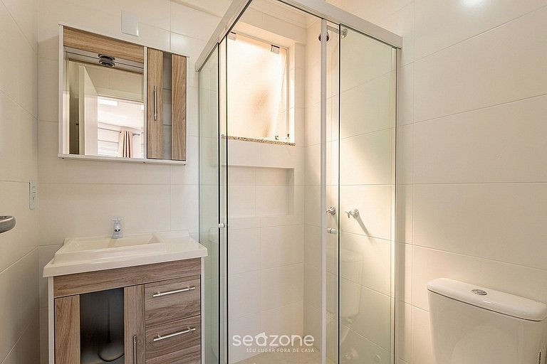 Apto en Cond. c/ Piscina en Ingleses ALV0203