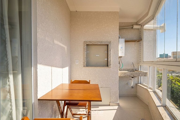 Apto em Cond. c/ Piscina nos Ingleses ALV0203