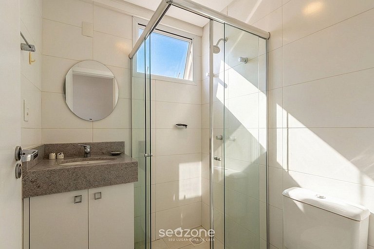 Apto c/ churrasq. privativa no Itacorubi GER0504