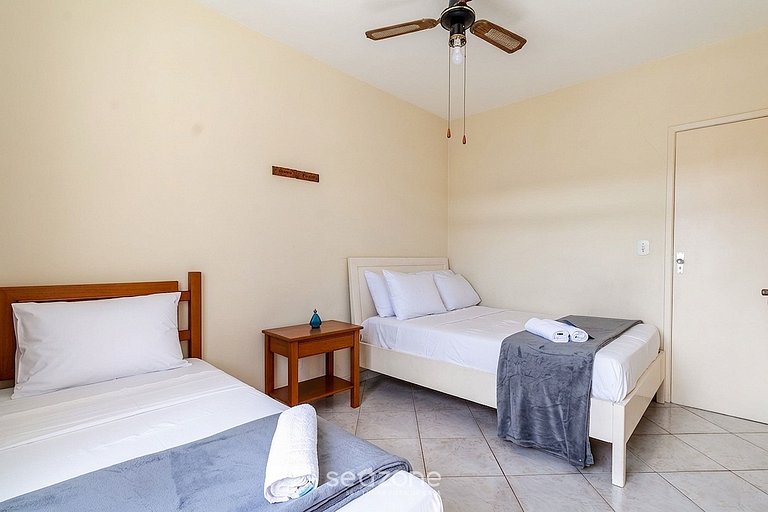 Apto en edificio c/ AA en el Centro de CF SOG0104