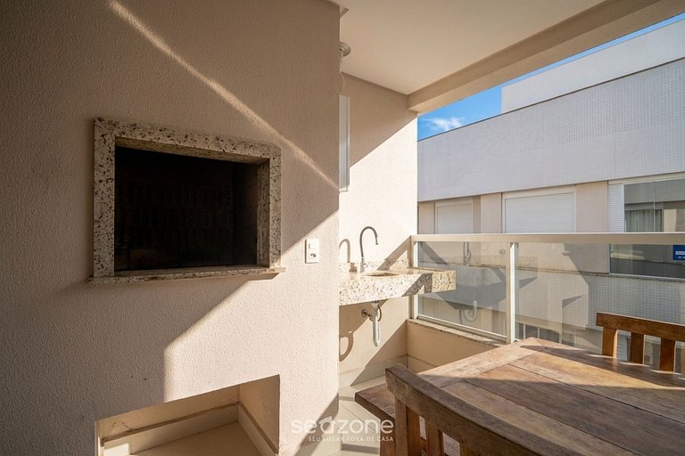 Apto em cond. c/ churrasq. priv. Ingleses CNCD0202