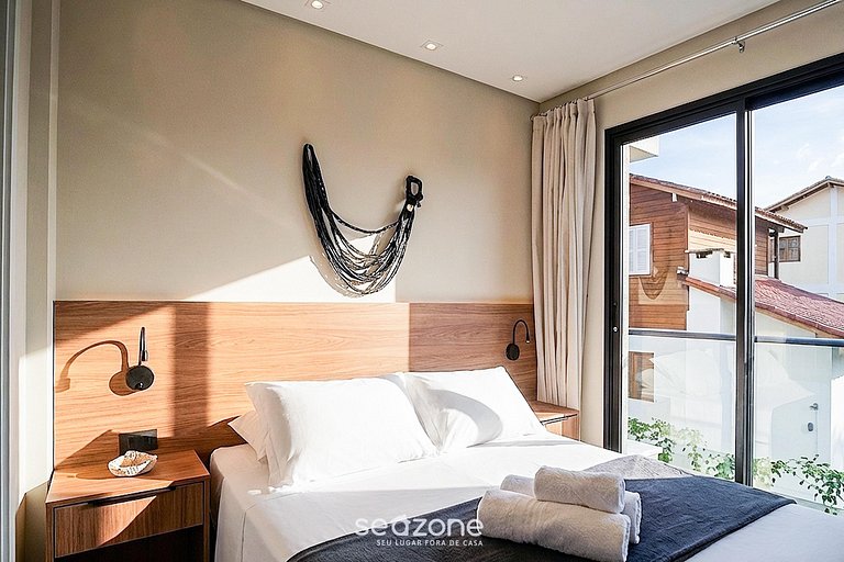 Studio em Cond. c/ Piscina no Centro RSO0023