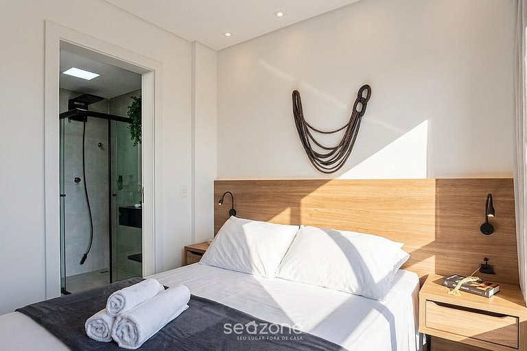 Studio em Cond. c/ Piscina no Centro RSO0023