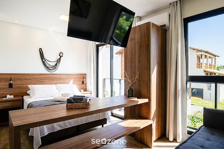 Studio em Cond. c/ Piscina no Centro RSO0023