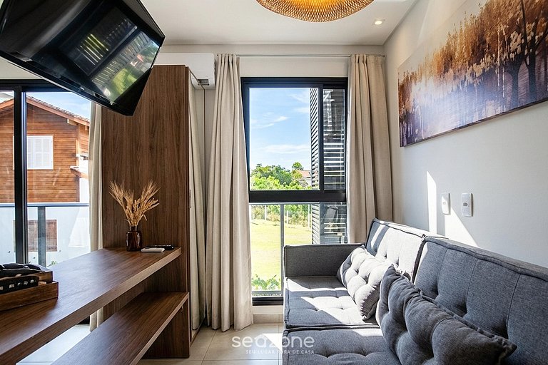 Studio em Cond. c/ Piscina no Centro RSO0023