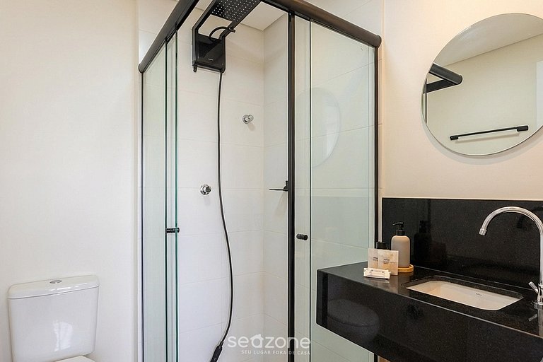 Studio em Cond. c/ Piscina no Centro RSO0023