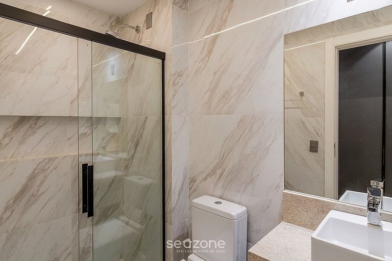 Apto em cond. c/ piscina e churrasq. priv. TSO0313