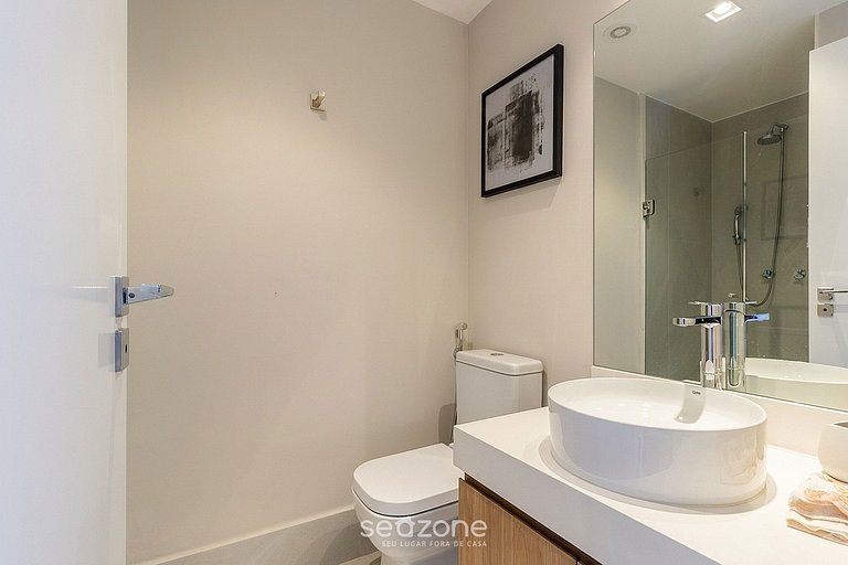 Studio em Cond. c/ Sacada em Jardins HMJ0309