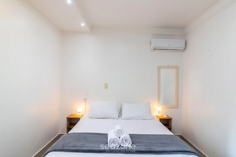 Apto con suite a 30 m del mar en Itapema CAE0103