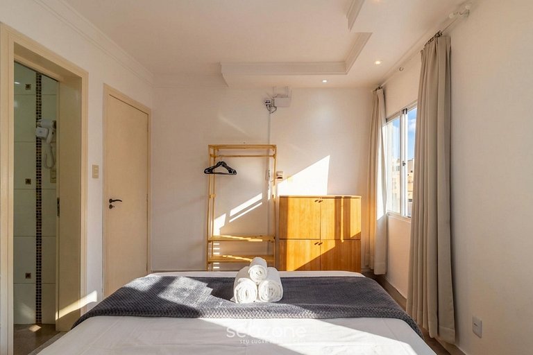 Apto con suite a 30 m del mar en Itapema CAE0103