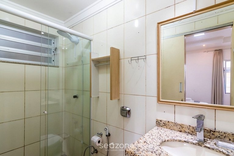 Apto c/ suíte a 30m do mar em Itapema CAE0103