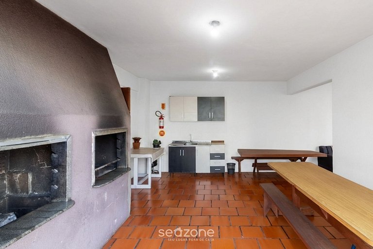 Apto con suite a 30 m del mar en Itapema CAE0103