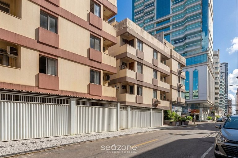 Apto con suite a 30 m del mar en Itapema CAE0103