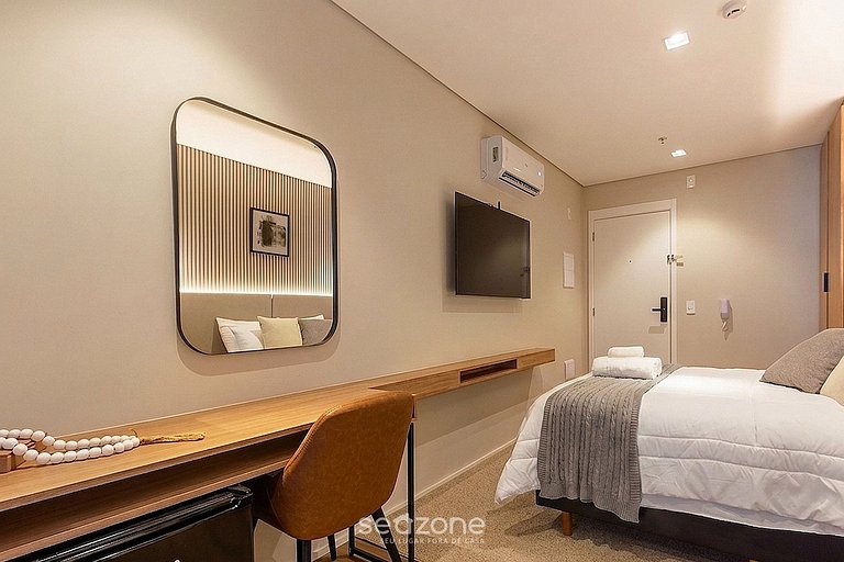 Studio en condo c/ Gym en Jardins HMJ0419