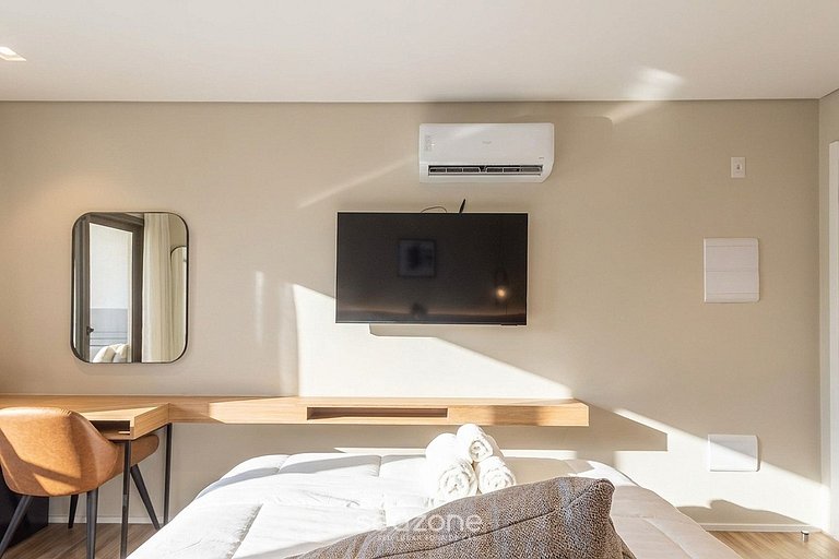 Studio em cond. c/ Academia em Jardins HMJ0419