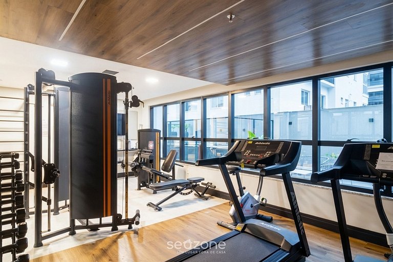 Apartamento moderno a 300 metros da praia FNK1905