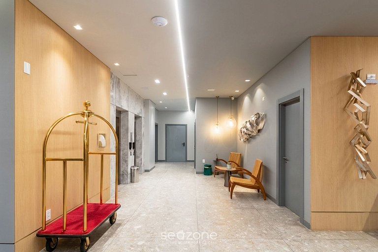 Apartamento moderno a 300 metros da praia FNK1905
