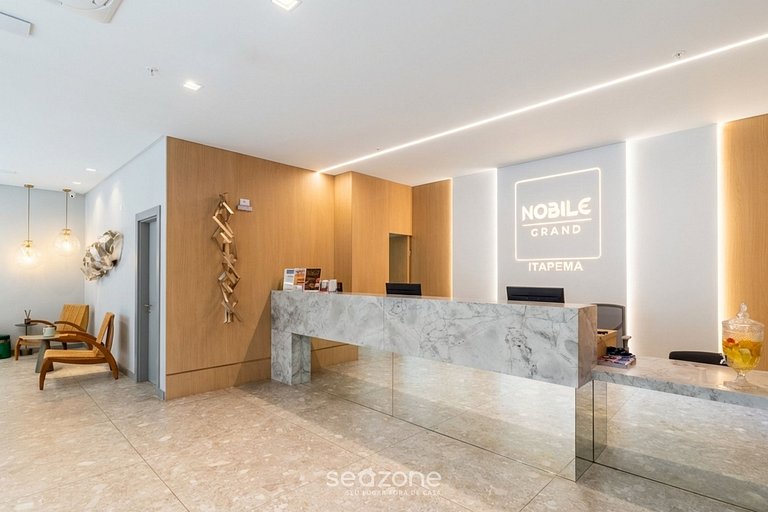 Apartamento moderno a 300 metros da praia FNK1905