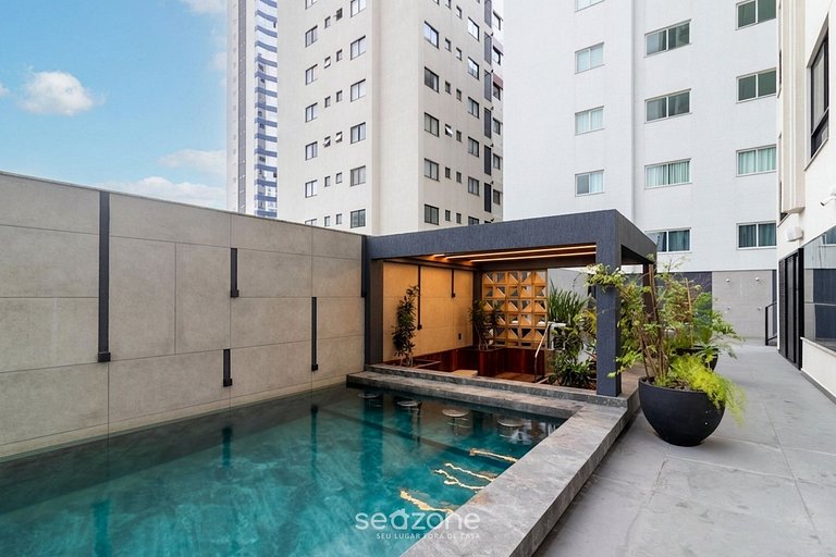 Apartamento moderno a 300 metros da praia FNK1905
