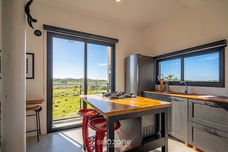 Studio em Cond. c/ Piscina no Campeche HAL10204