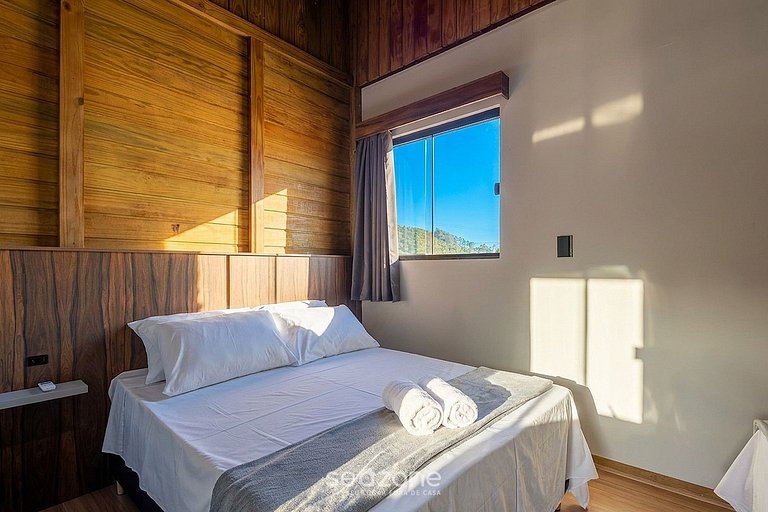 Casa Espaçosa c/ jacuzzi privativa Penha RMJ0130