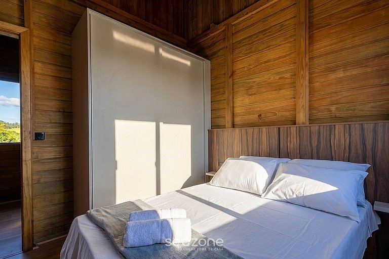 Casa Espaçosa c/ jacuzzi privativa Penha RMJ0130