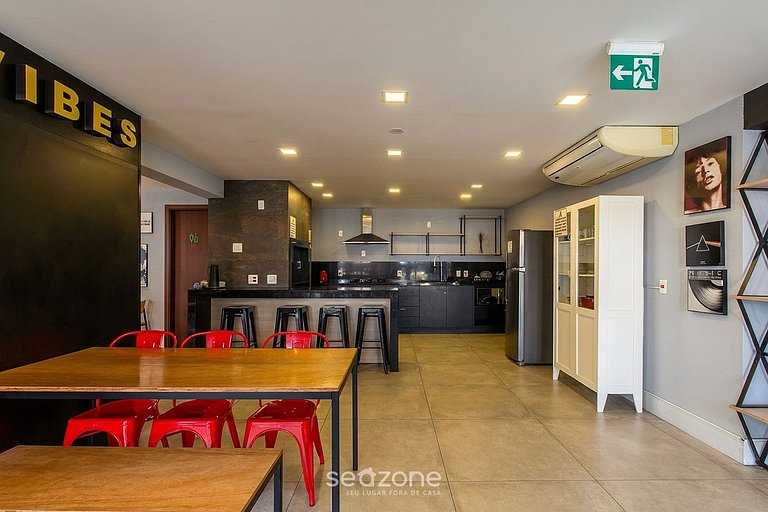 Studio em cond. c/ piscina em POA PUE0308