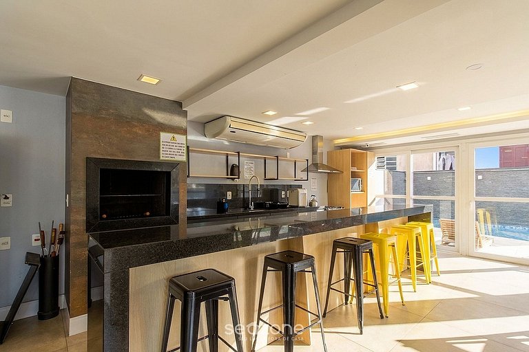 Studio em cond. c/ piscina em POA PUE0308