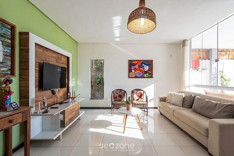 Casa em Cond. c/ piscina priv. no Centro GUS0050